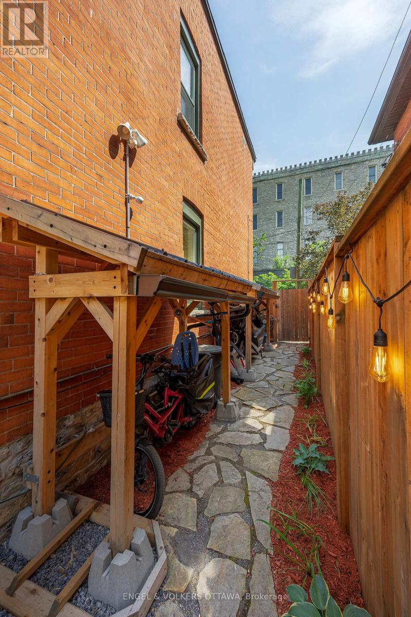 68 UPPER LORNE PLACE, Ottawa. Luxury613. By Peter Sagos - Image 46