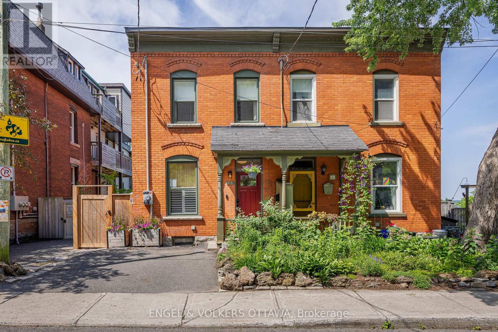 68 UPPER LORNE PLACE, Ottawa. Luxury613. By Peter Sagos - Image 47