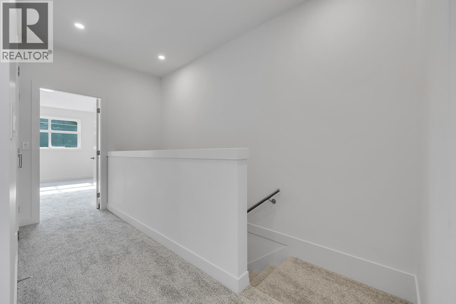 118 5300 Main Street, Kelowna