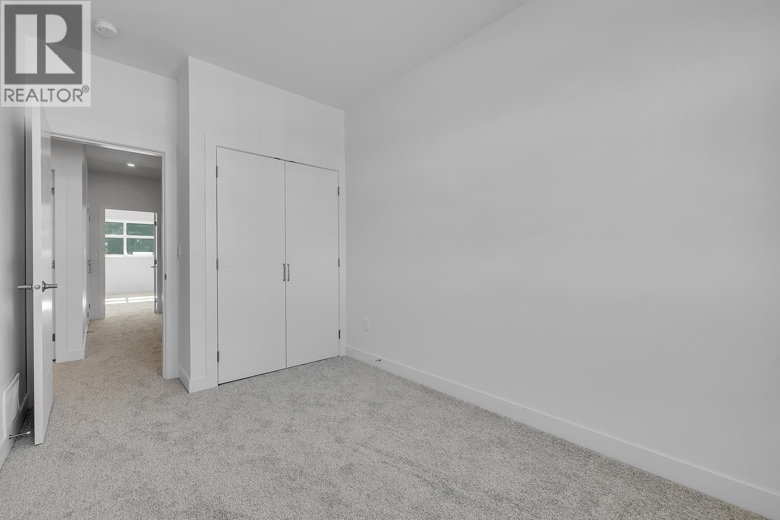 118 5300 Main Street, Kelowna