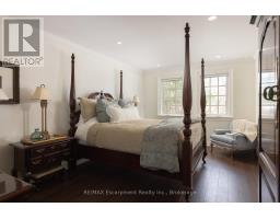 392 Aspen Forest Drive, Oakville, ON L6J6H5 Photo 21