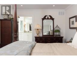 392 Aspen Forest Drive, Oakville, ON L6J6H5 Photo 22