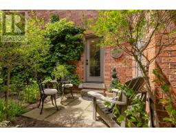 392 Aspen Forest Drive, Oakville, ON L6J6H5 Photo 42