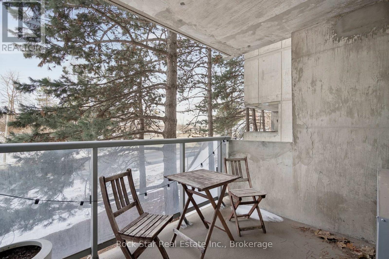 #103 20 SPEERS ROAD - 23