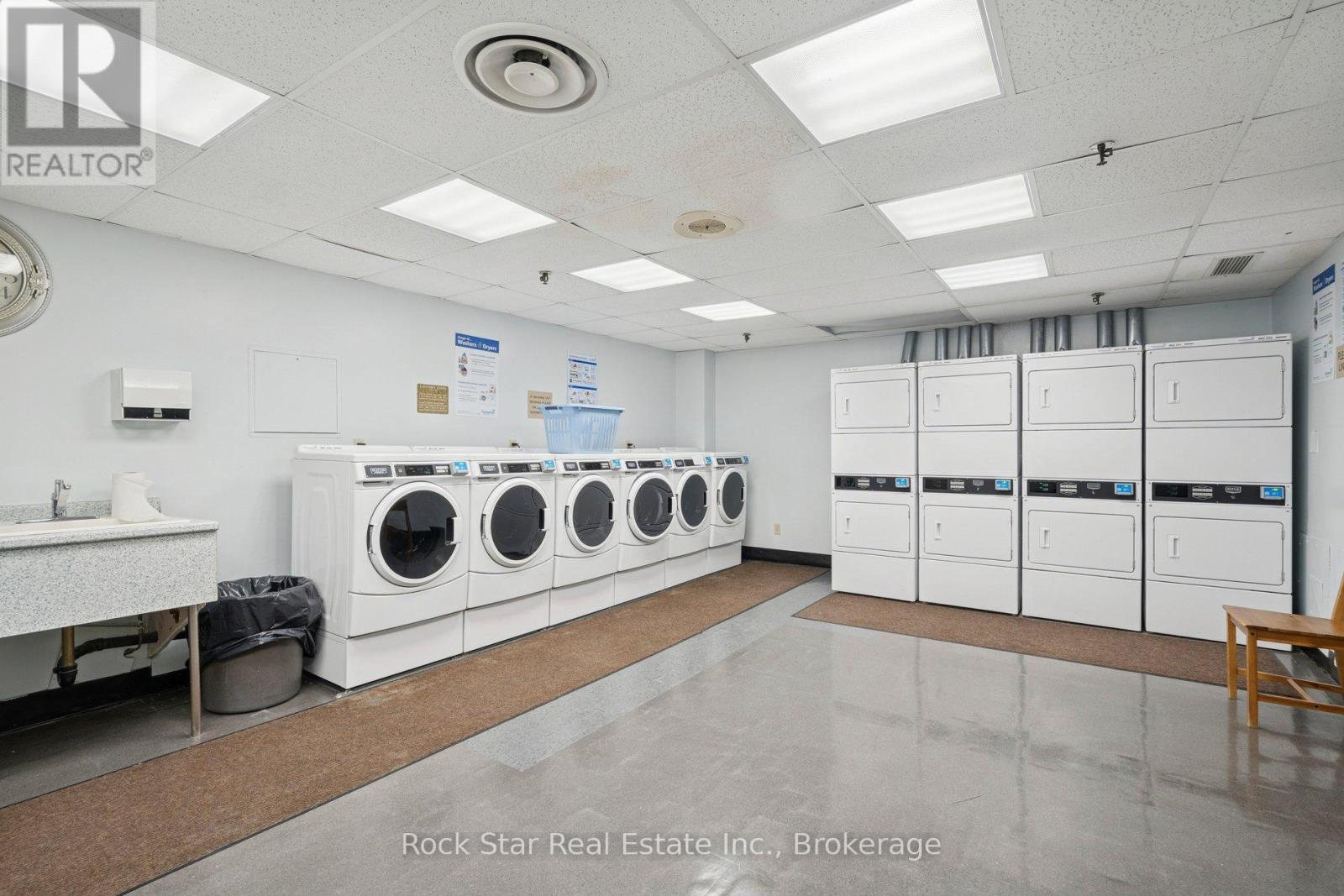 #103 20 SPEERS ROAD - 28