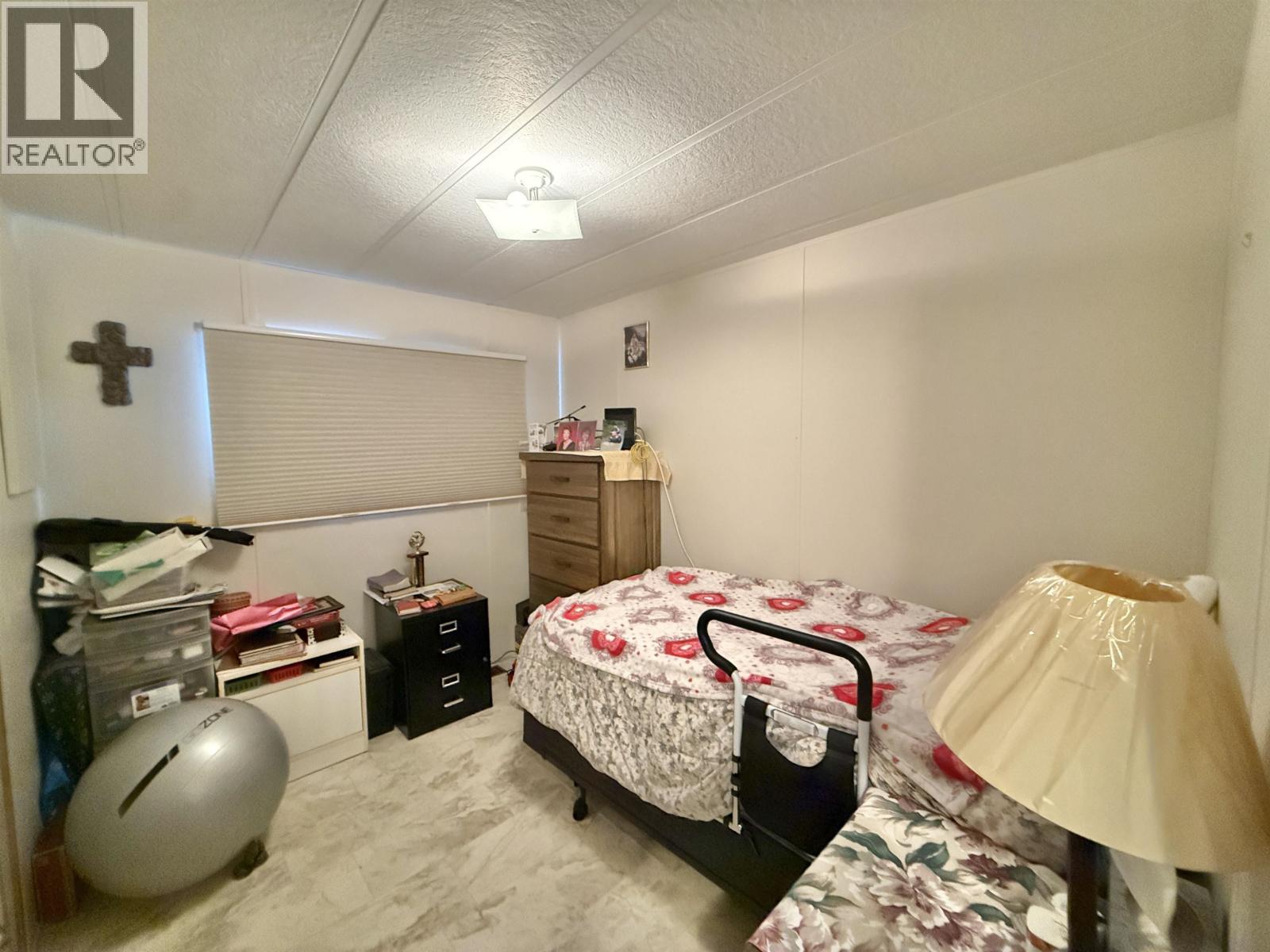 #86 684 NORTH FRASER DRIVE - 24