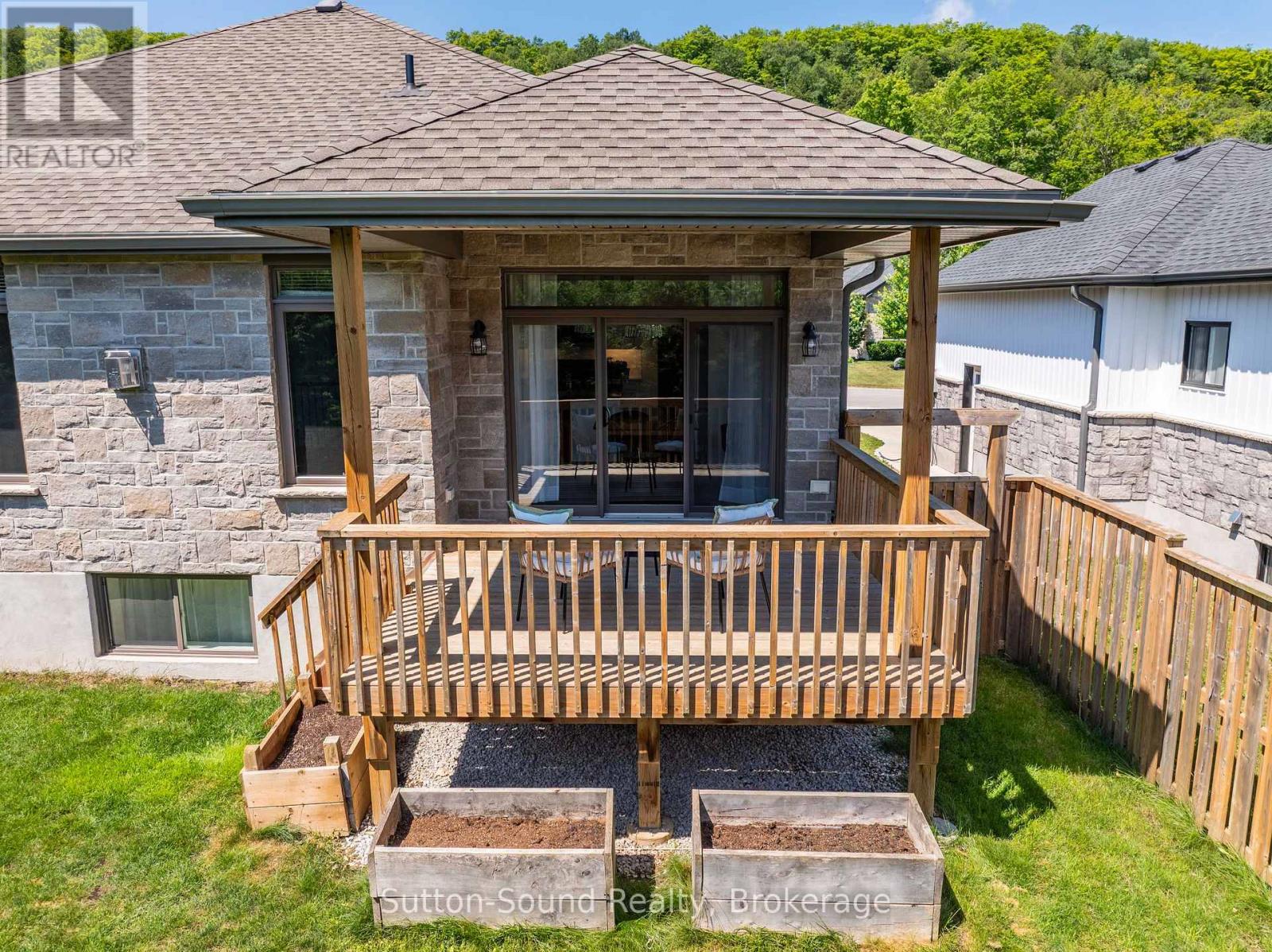 315 6TH AVENUE W - 23