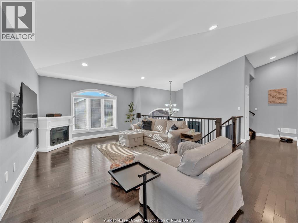 1524 Inverness AVENUE - 10