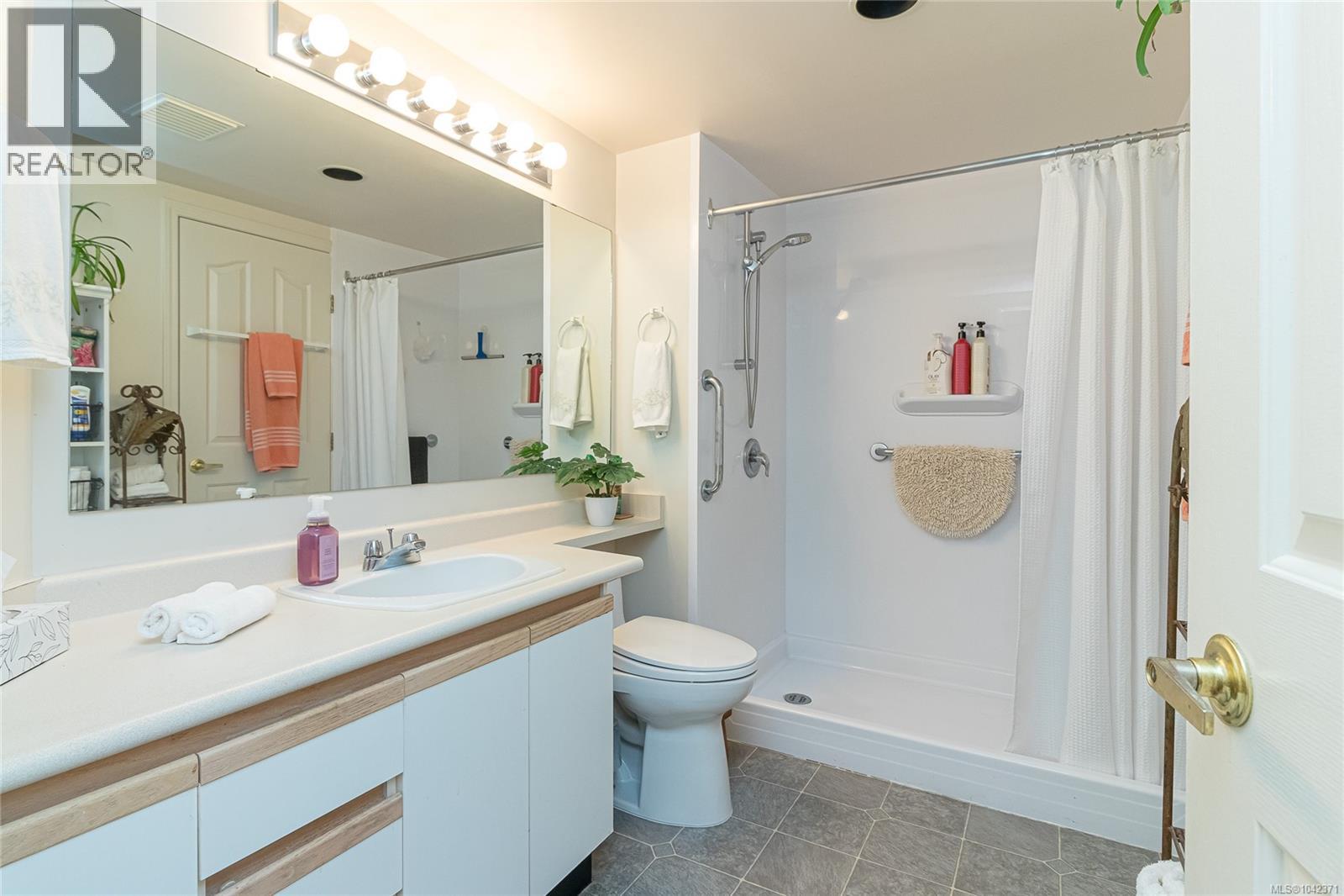 #302 2311 Mills Rd - 20
