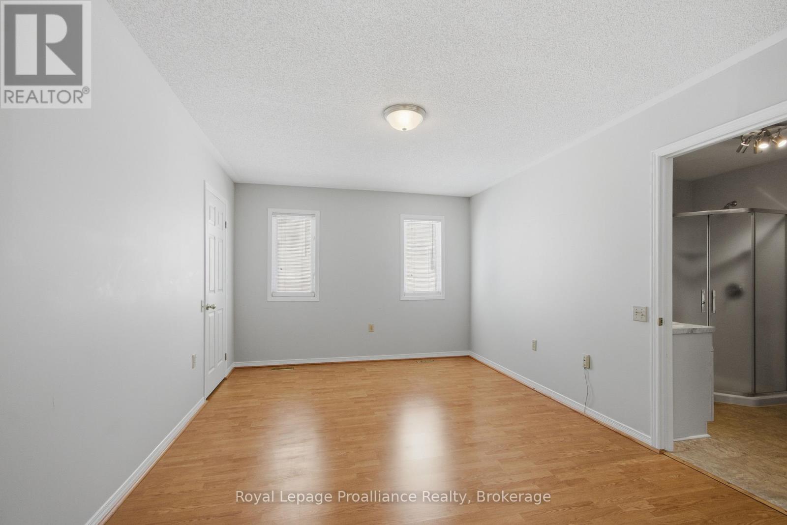 5 CRETNEY DRIVE - 21