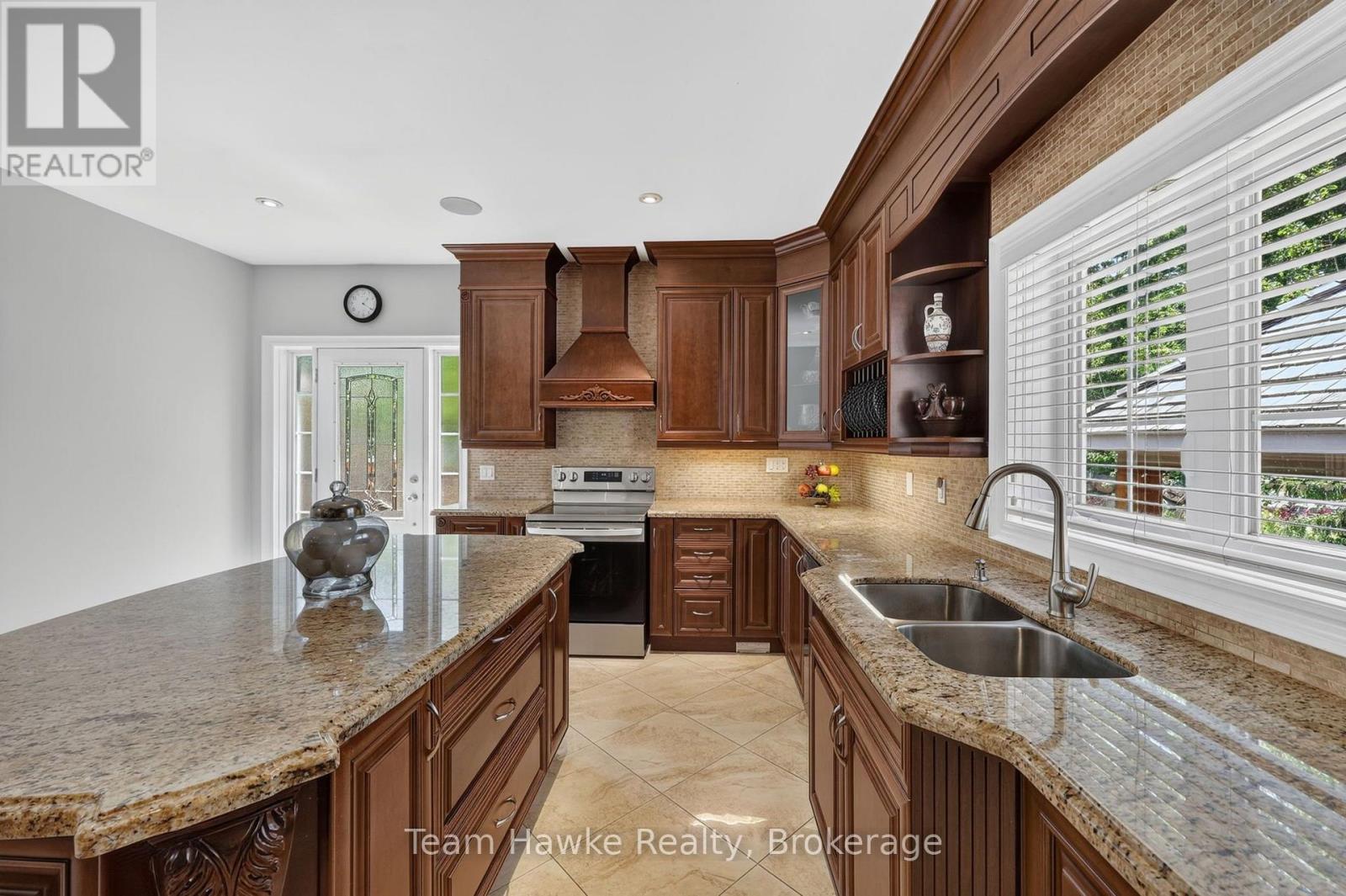 9 TUCSON ROAD - 12