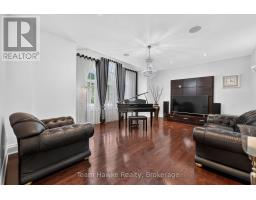 Dining room - 9 Tucson Road, Tiny, ON L9M0B6 Photo 7
