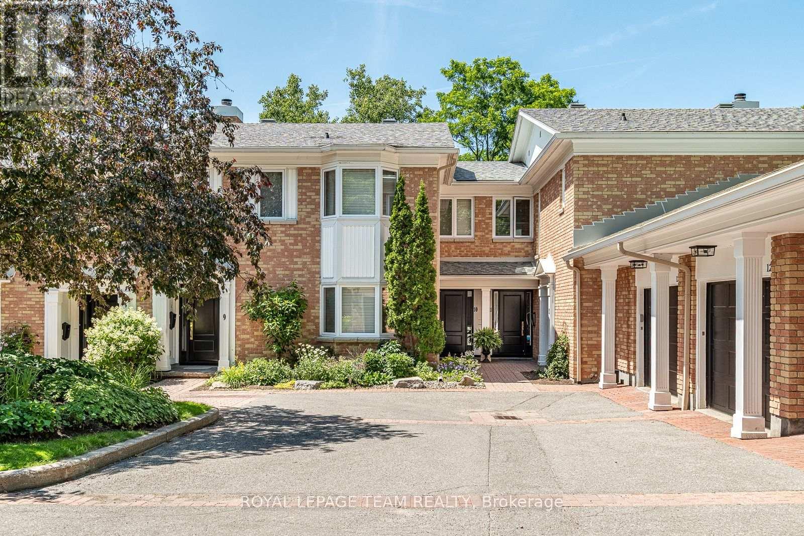 #UNIT 10 55 WHITEMARL DRIVE - 25