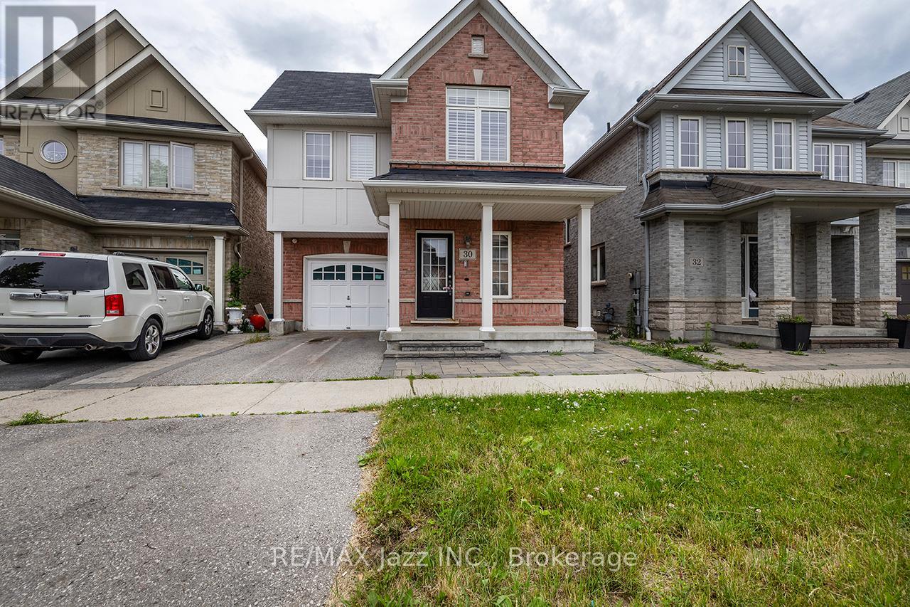 30 LLOYDMINSTER AVENUE - 1
