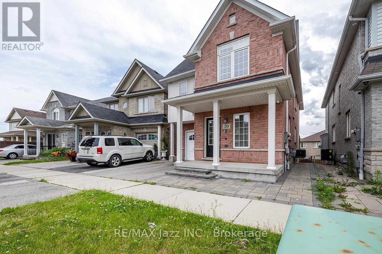 30 LLOYDMINSTER AVENUE - 2