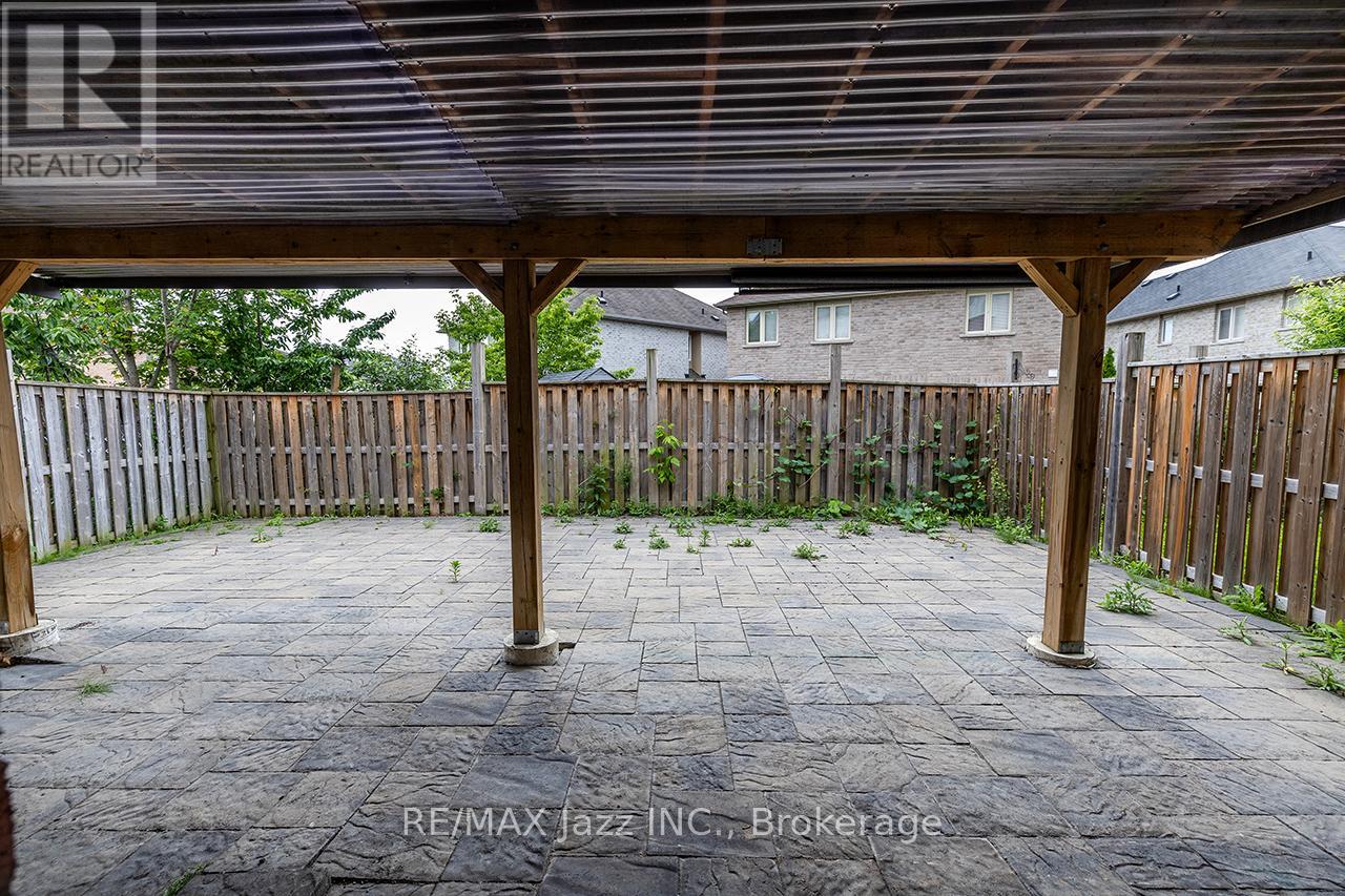 30 LLOYDMINSTER AVENUE - 45