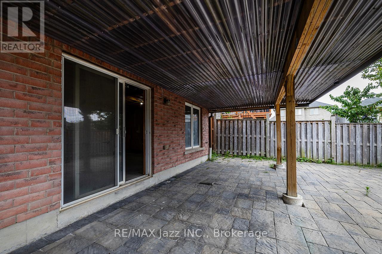 30 LLOYDMINSTER AVENUE - 46