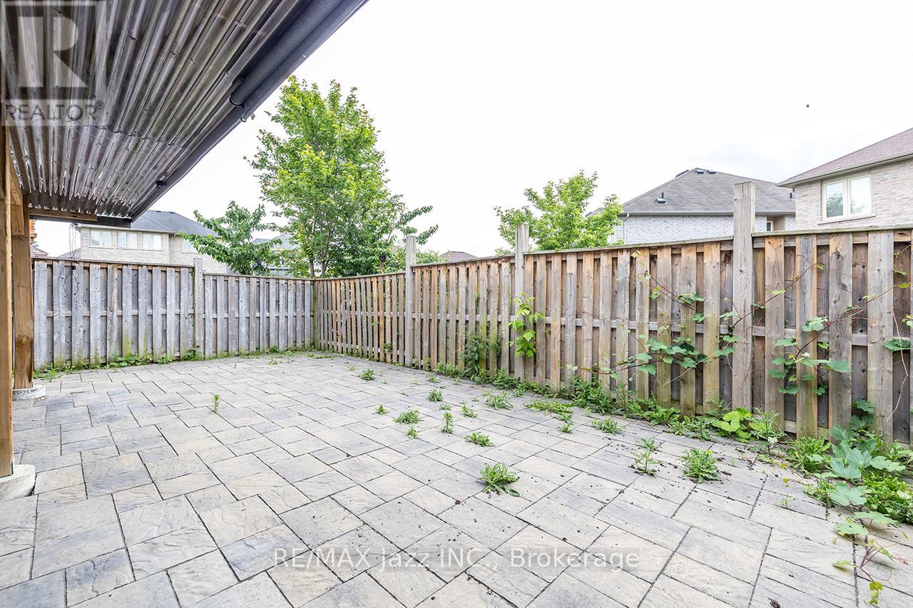 30 LLOYDMINSTER AVENUE - 47