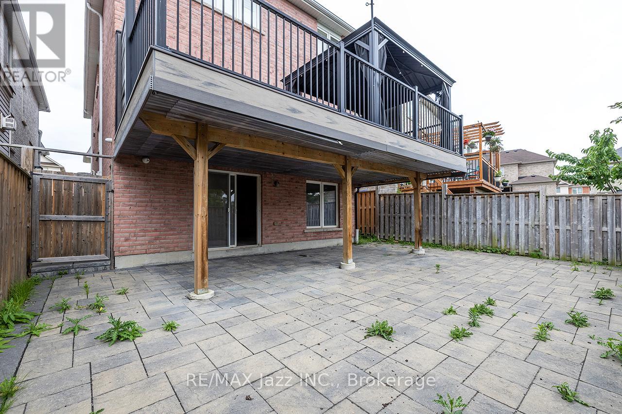 30 LLOYDMINSTER AVENUE - 48