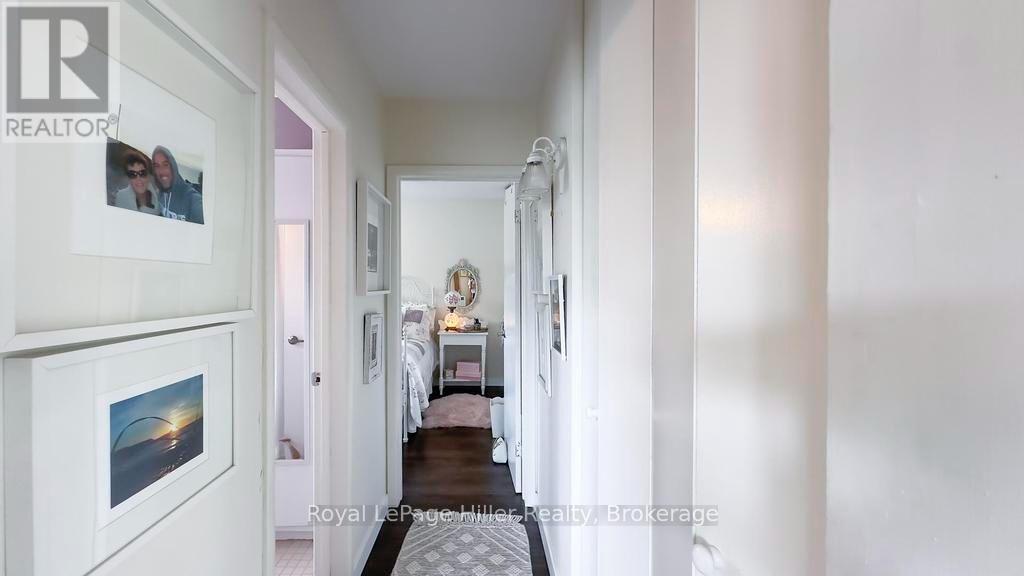 98 WILLIAM STREET E - 23