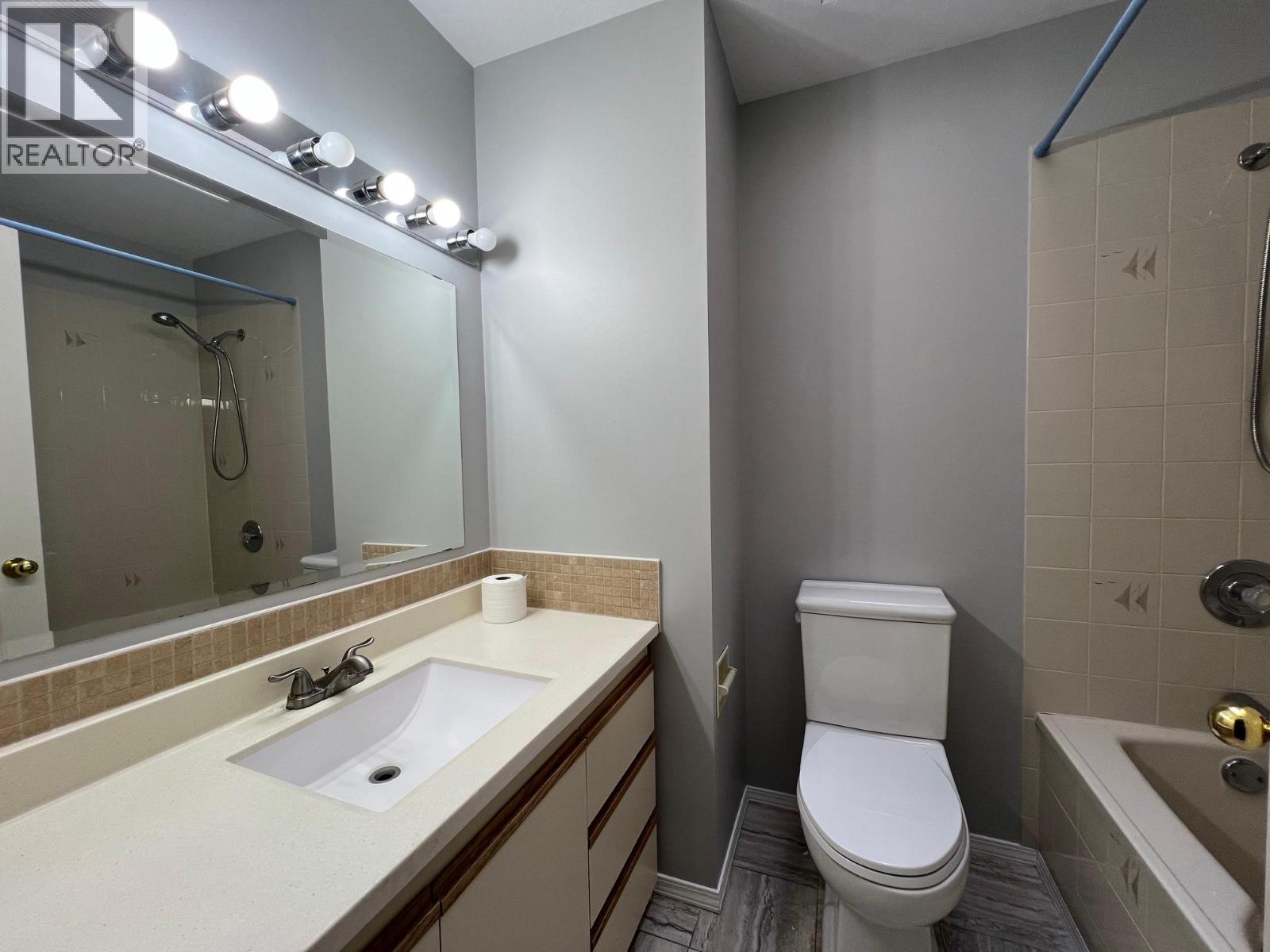 102 1st Street - 7