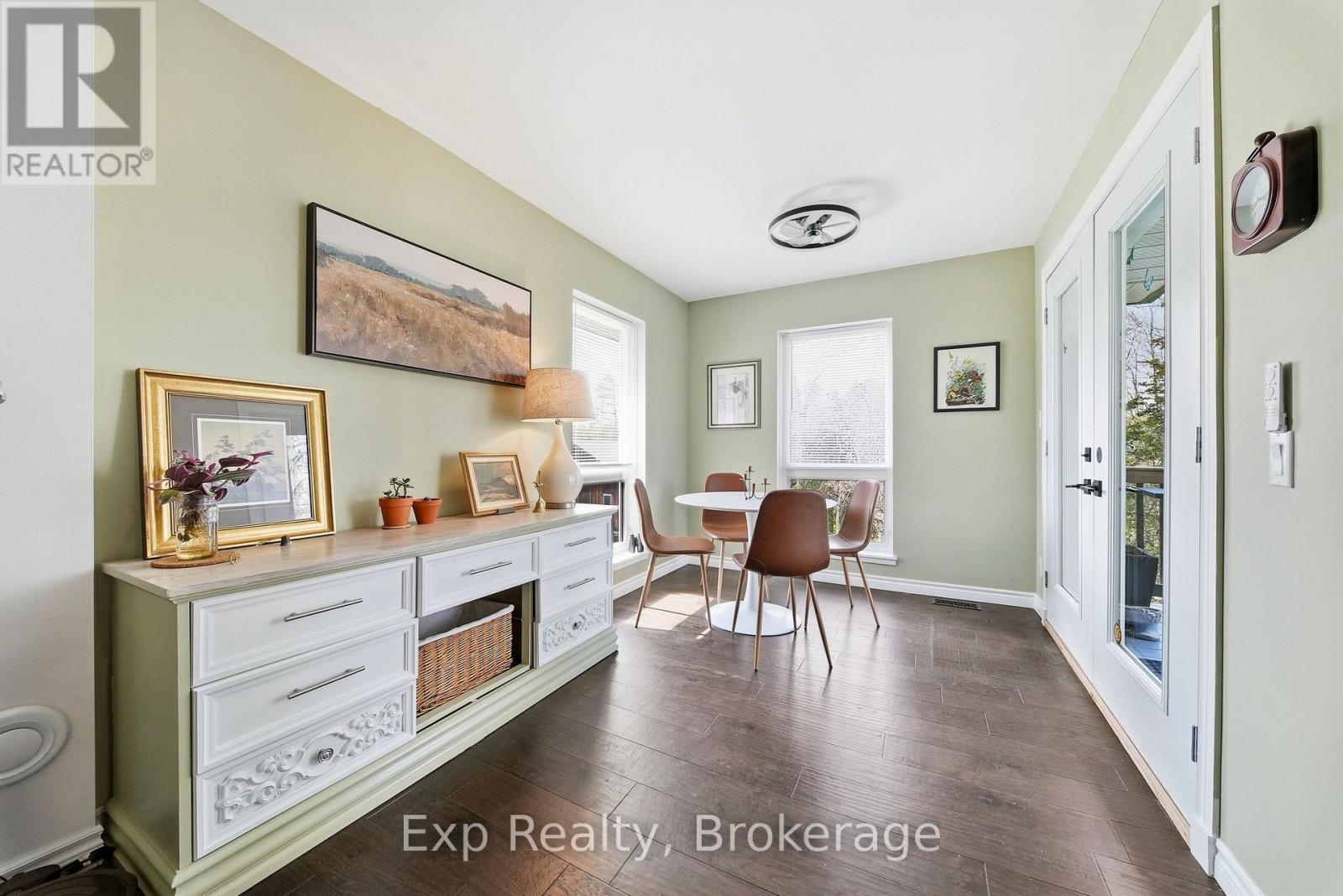 1852 STOCKDALE ROAD - 10