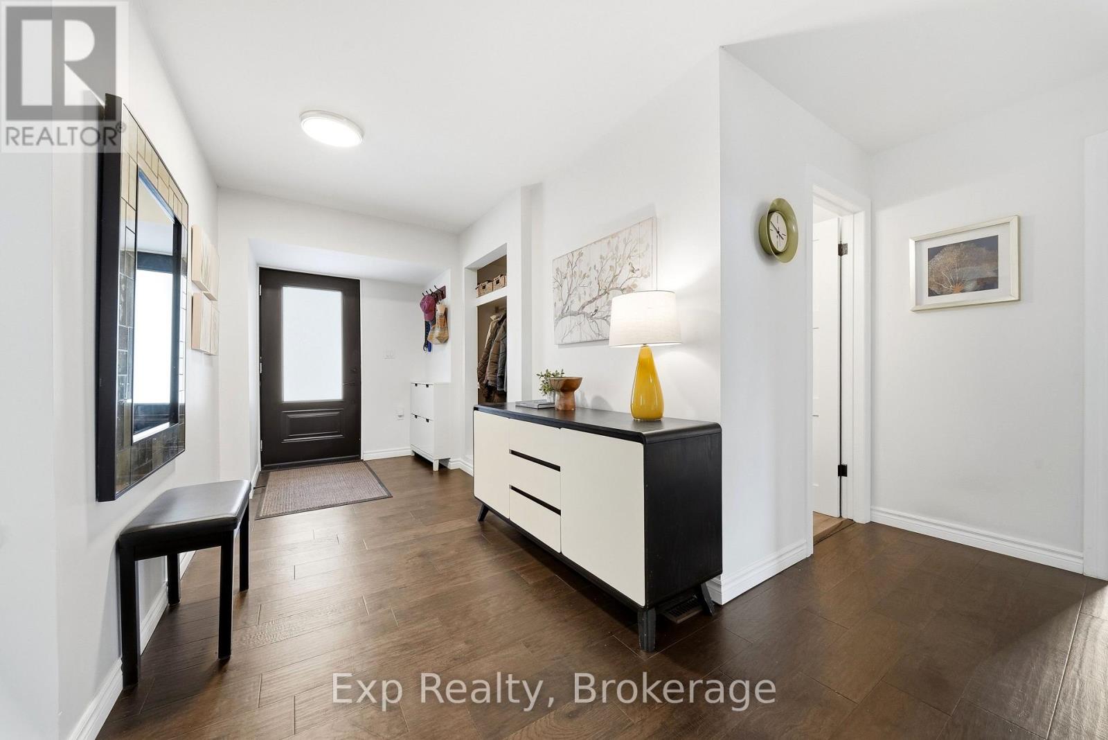 1852 STOCKDALE ROAD - 4