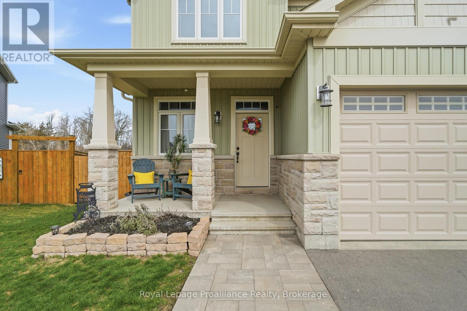 38 REDWOOD DRIVE - 3
