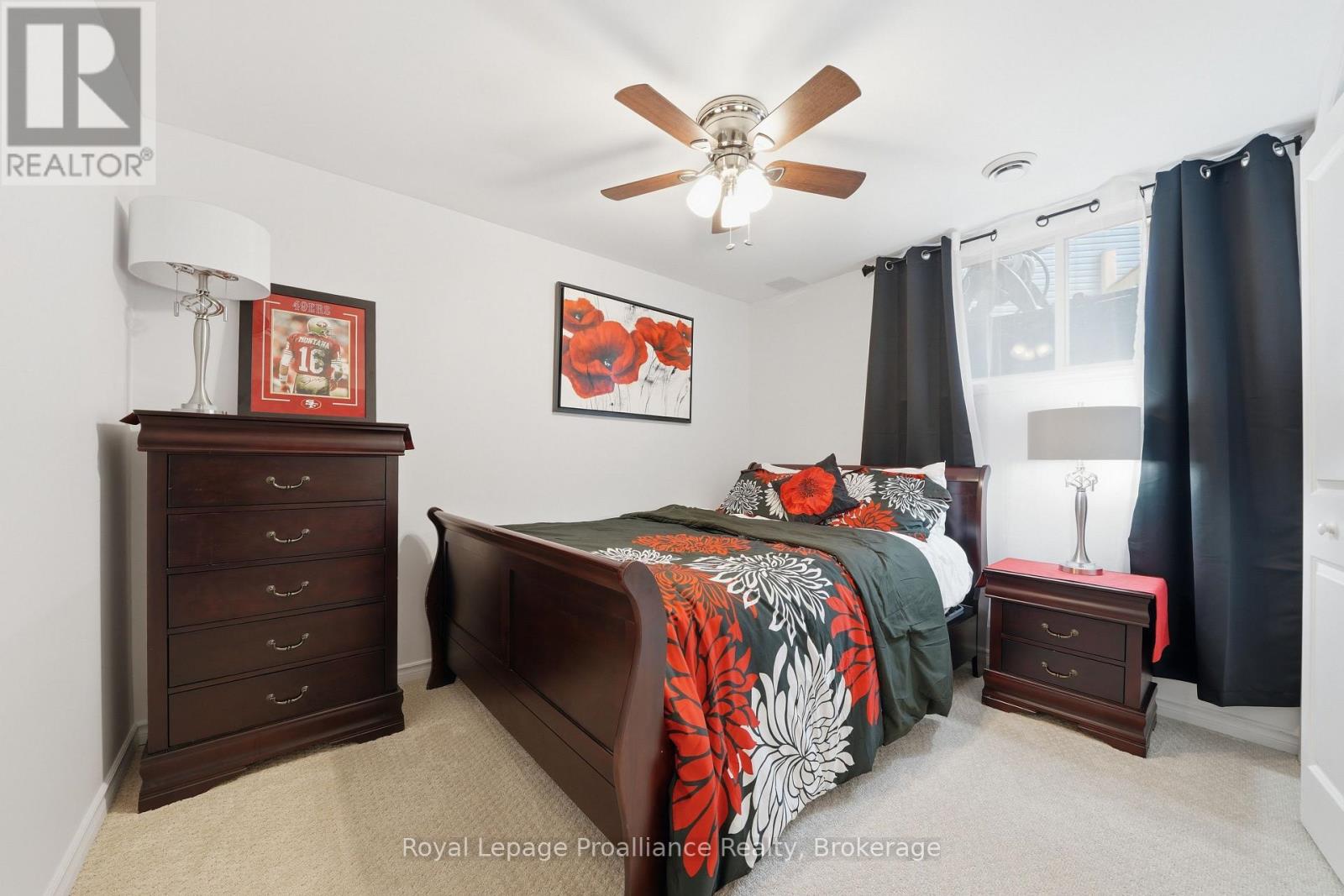 38 REDWOOD DRIVE - 35