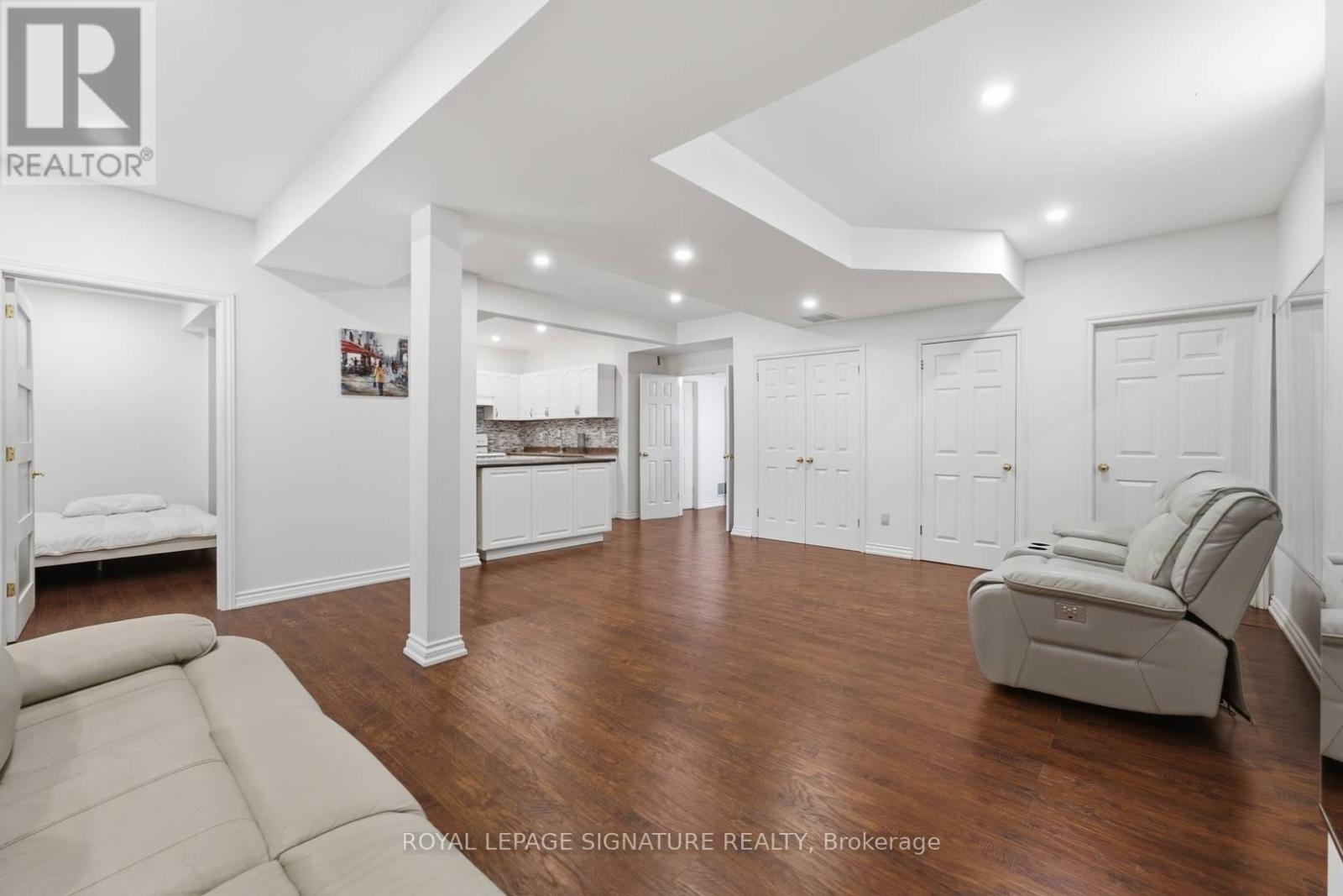 253 BYNG AVENUE - 34
