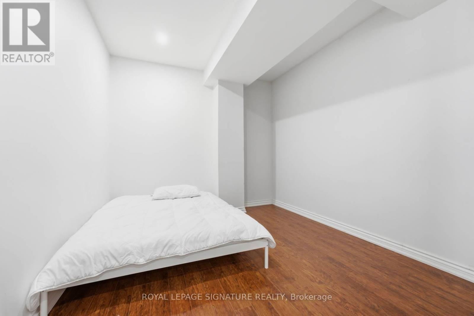 253 BYNG AVENUE - 35