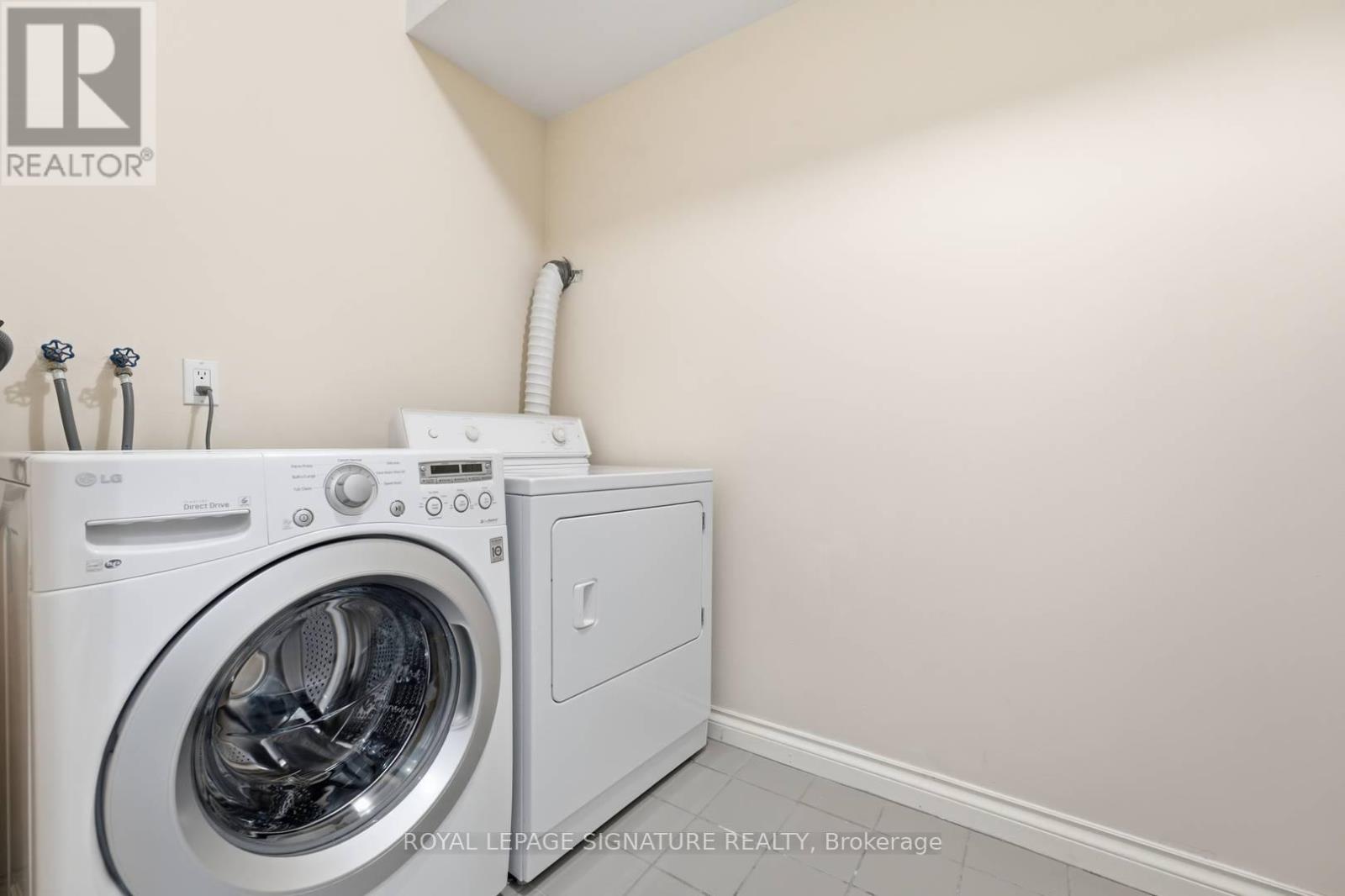 253 BYNG AVENUE - 36