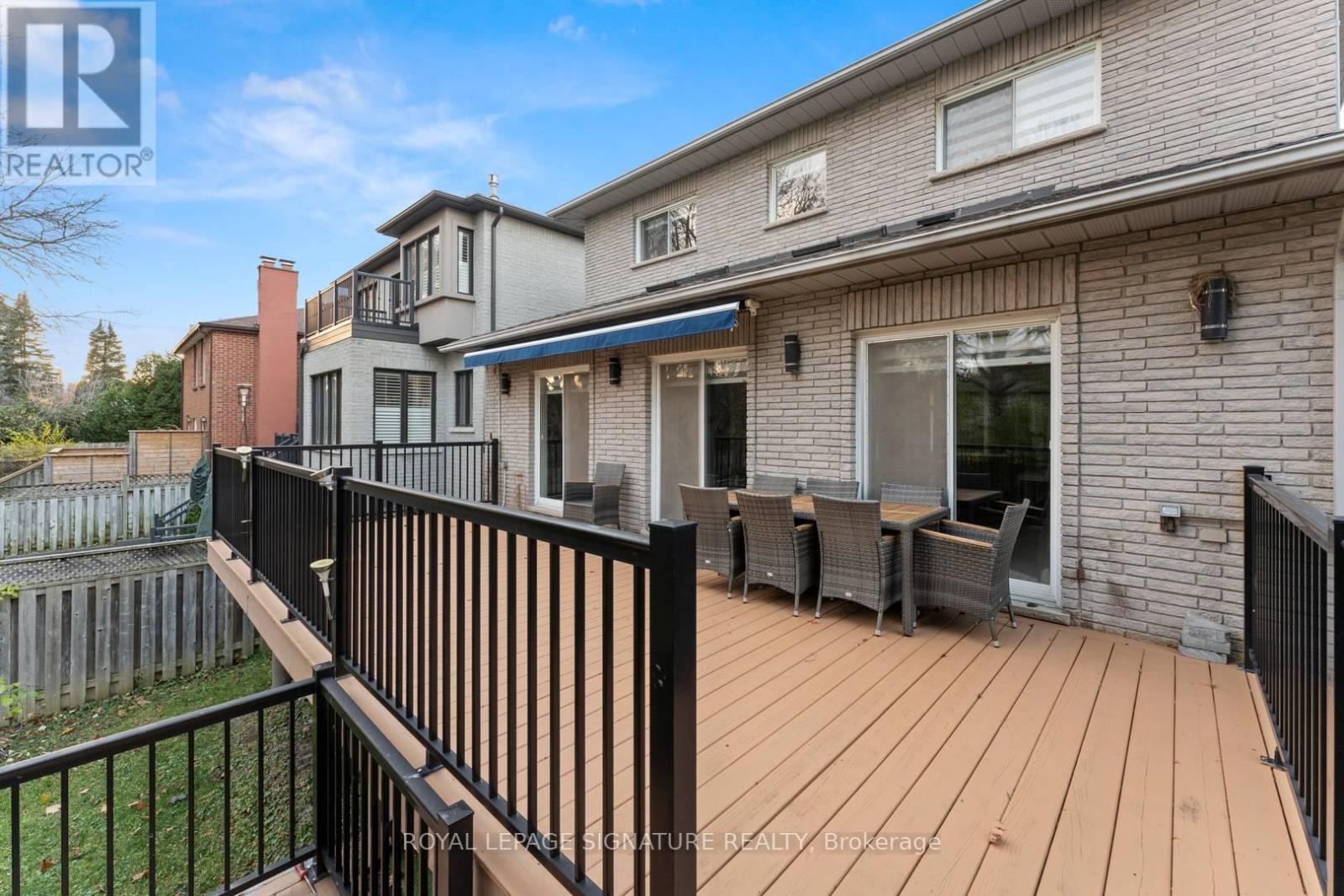 253 BYNG AVENUE - 40