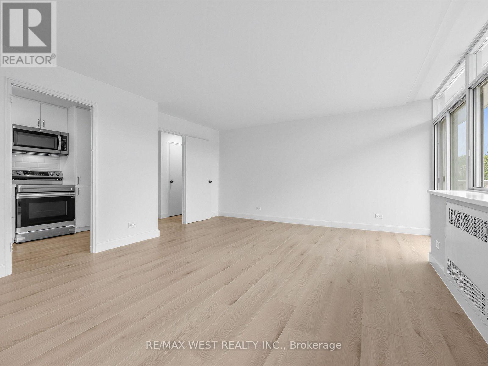 #302 580 CHRISTIE STREET - 11