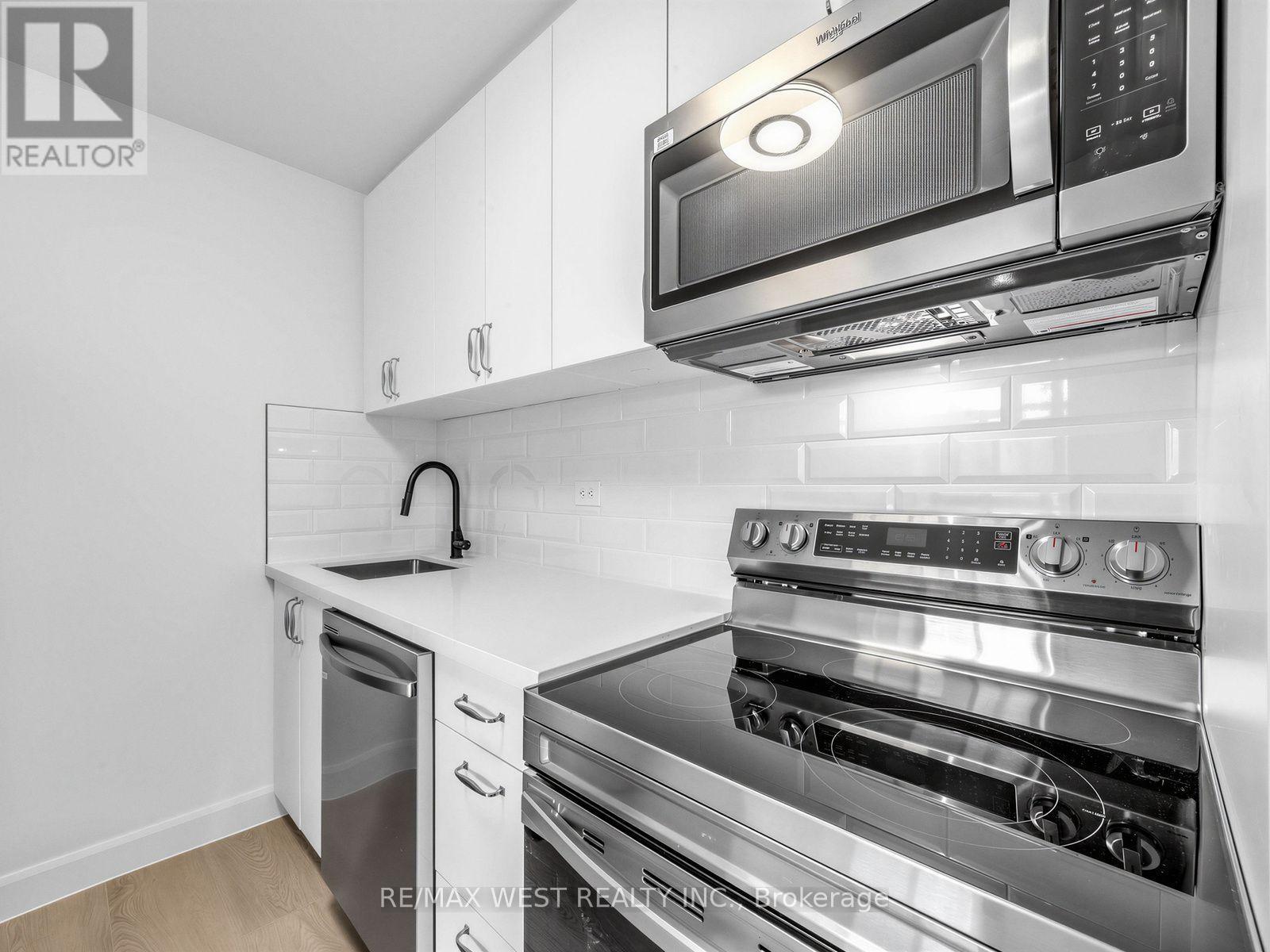 #302 580 CHRISTIE STREET - 15