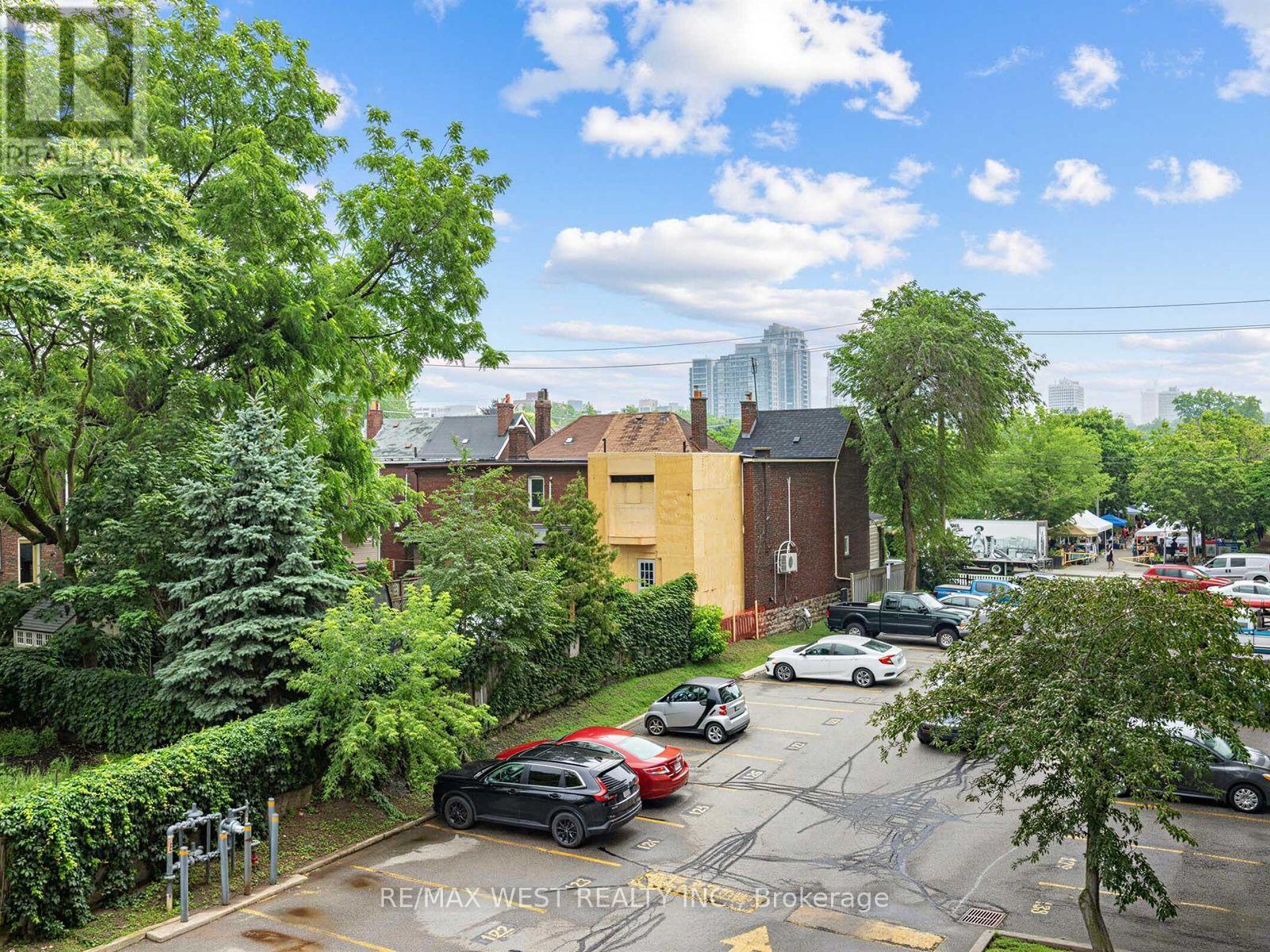 #302 580 CHRISTIE STREET - 26