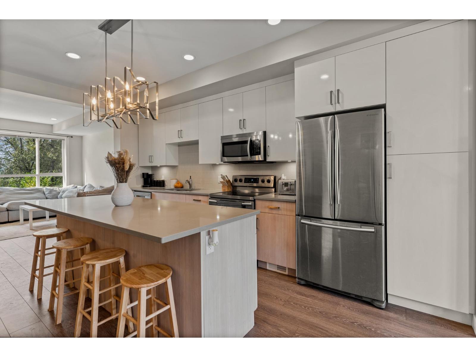 16 8413 MIDTOWN WAY, Chilliwack Proper South, Chilliwack