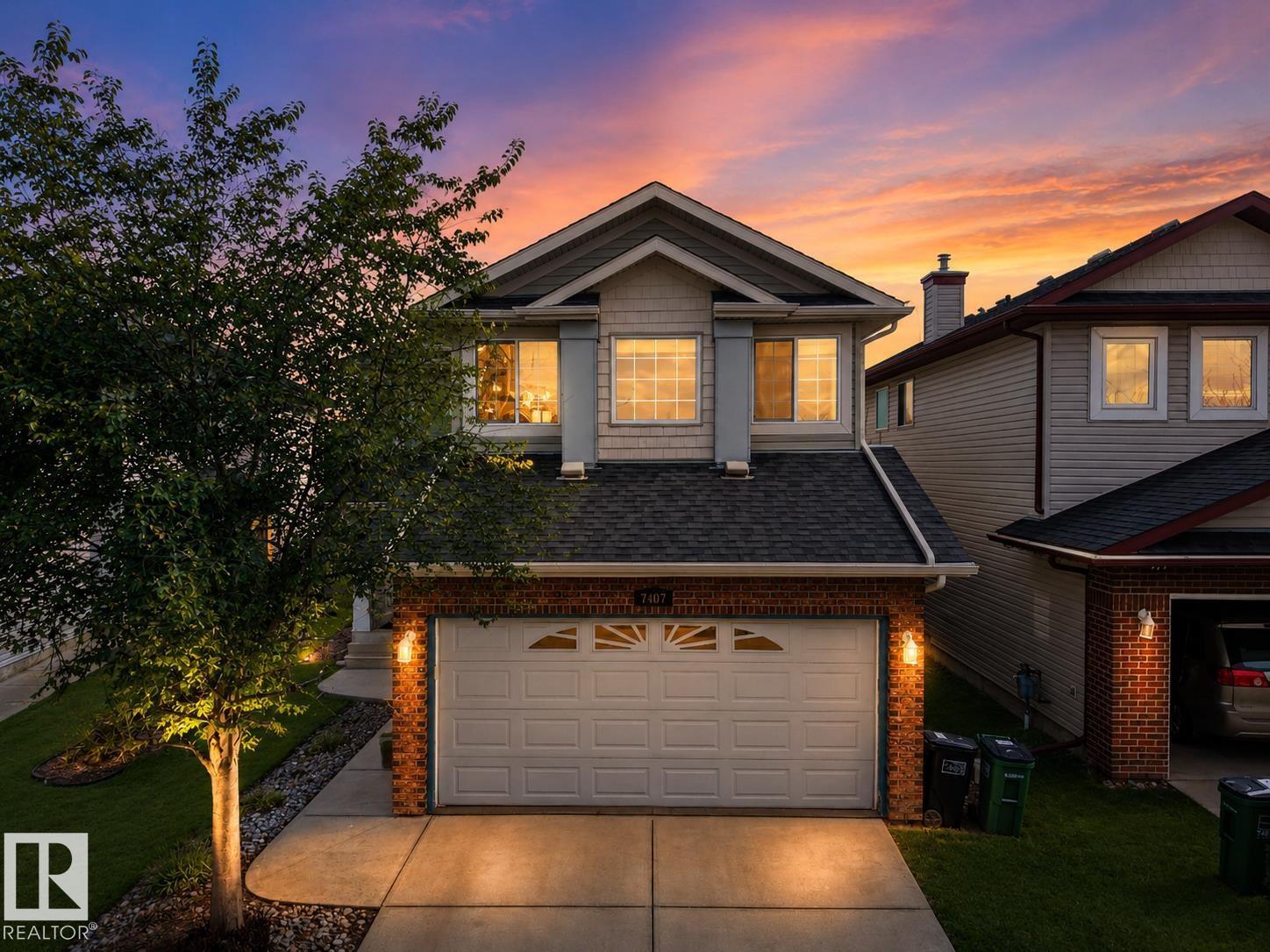 7407 SINGER LD NW, South Terwillegar, Edmonton photo 1