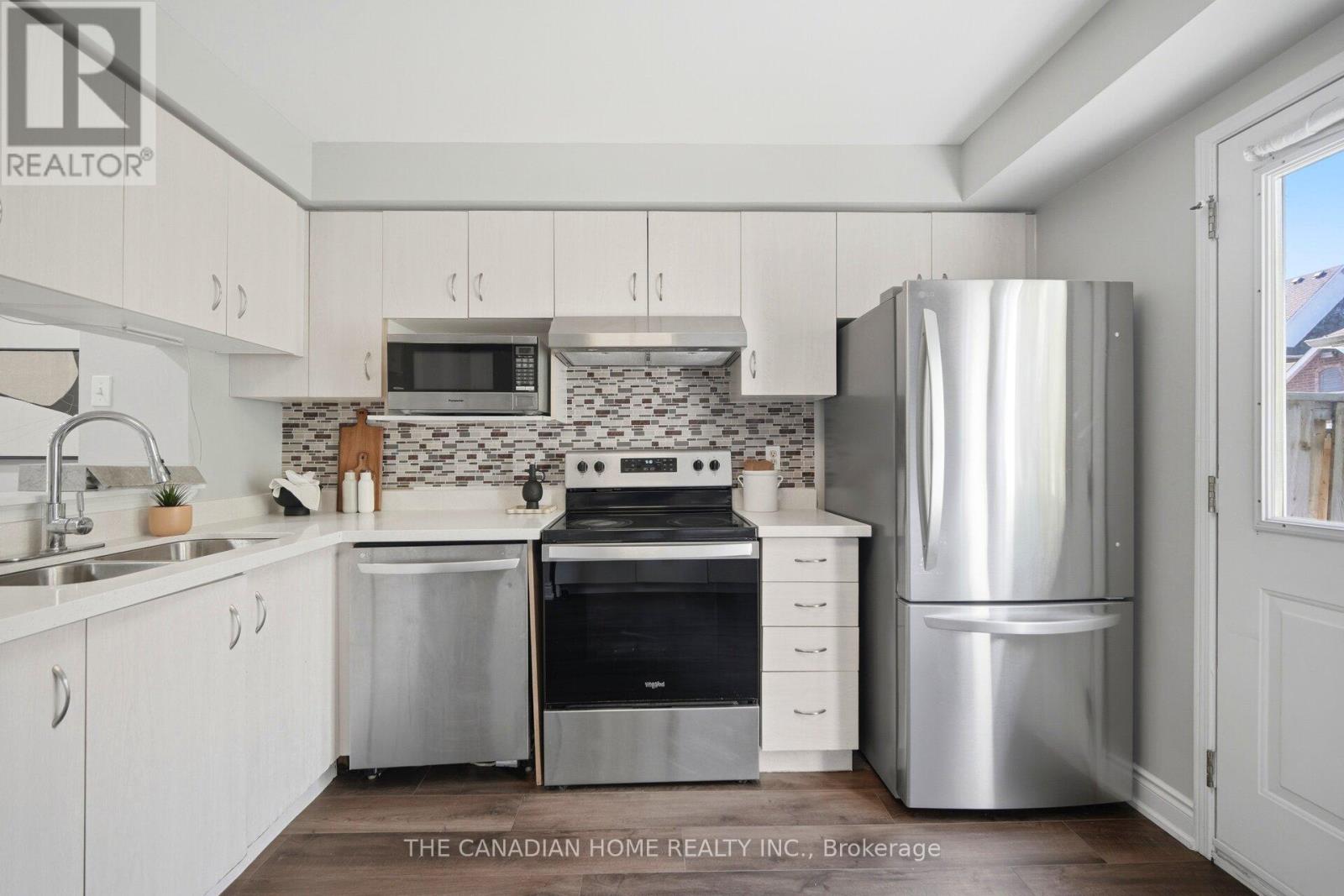9482 SHEPPARD AVENUE E - 11
