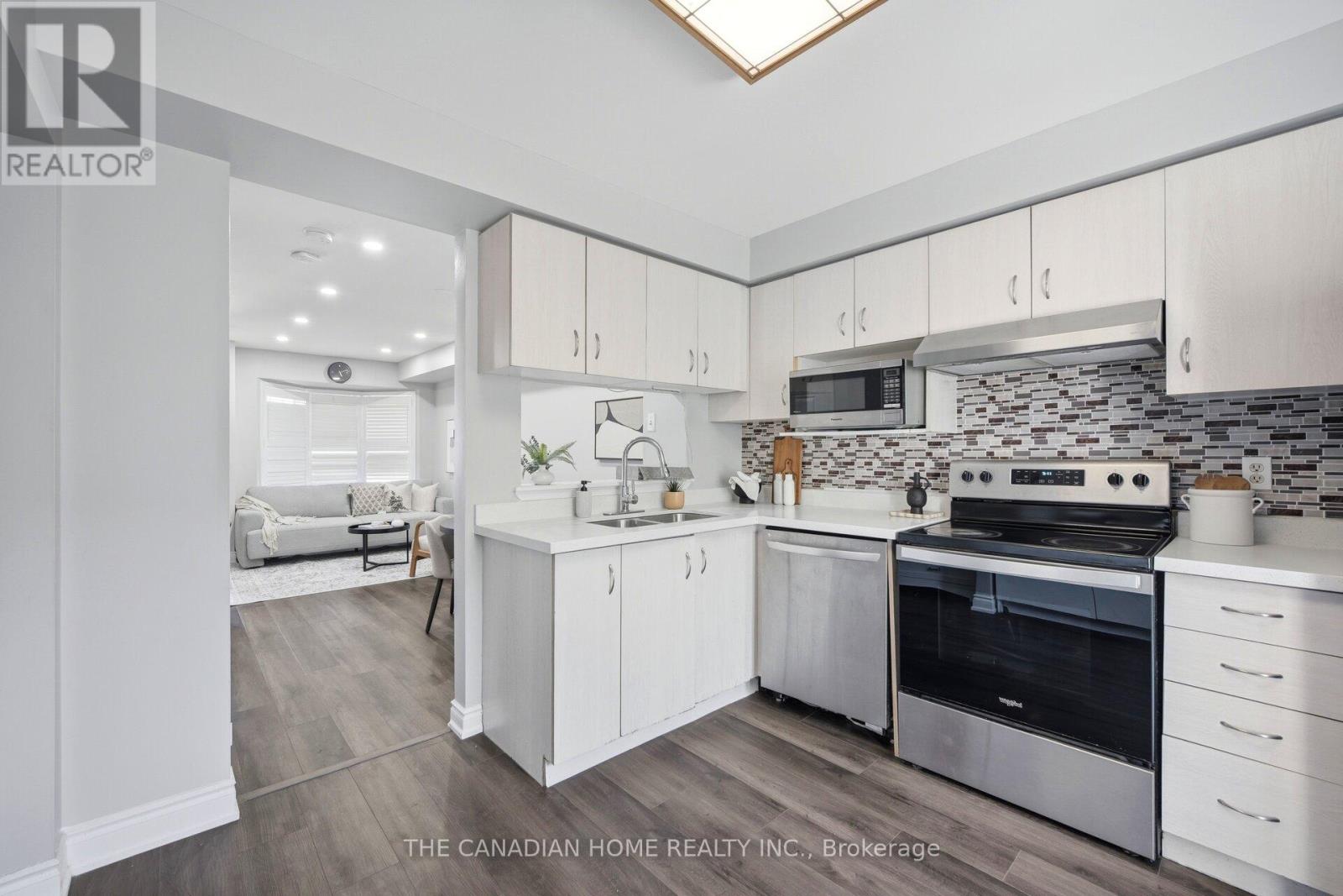 9482 SHEPPARD AVENUE E - 14