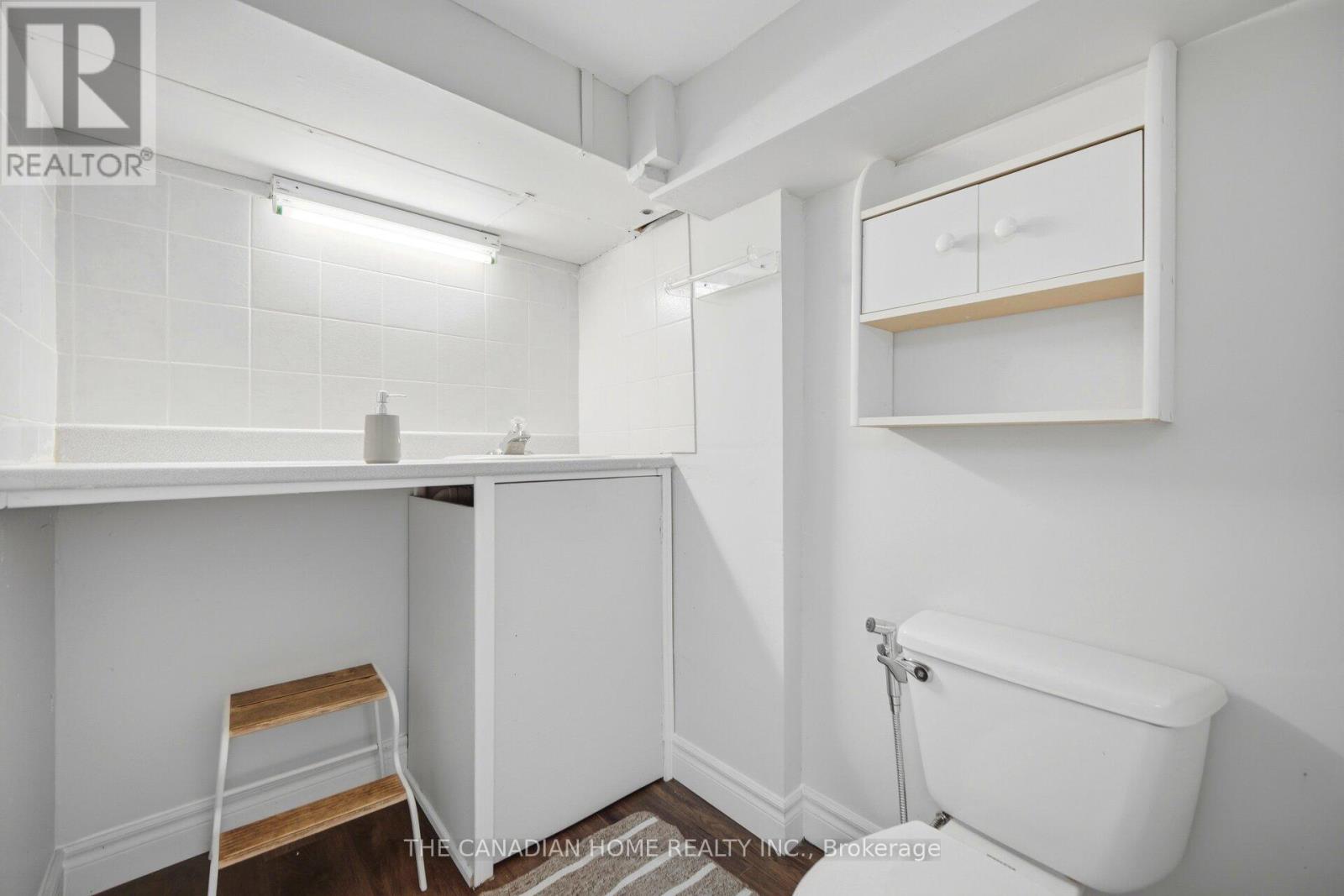 9482 SHEPPARD AVENUE E - 34