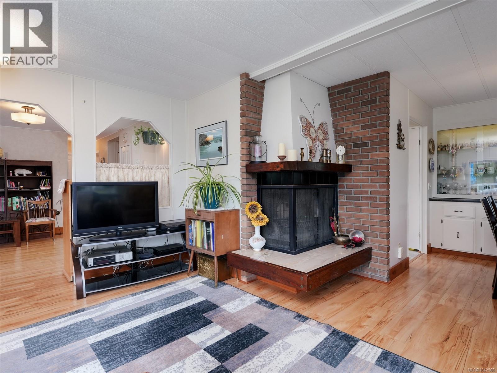 #71 5838 Blythwood Rd - 4