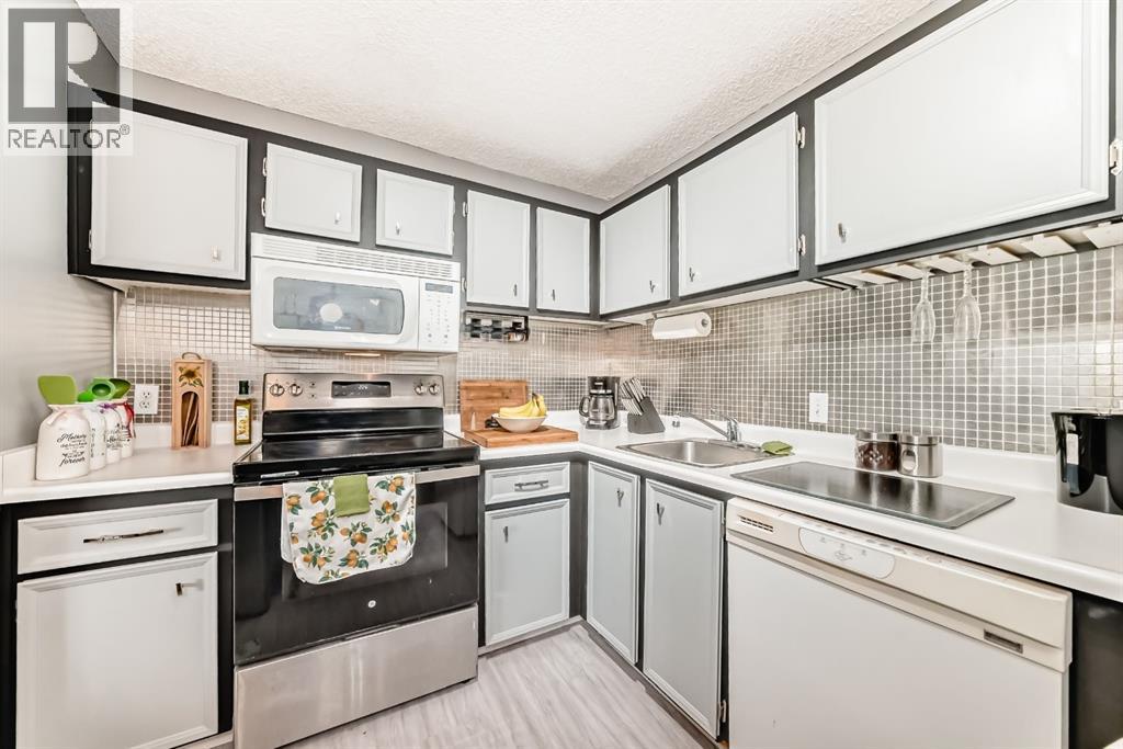 51 Cedar Springs Gardens SW - 12