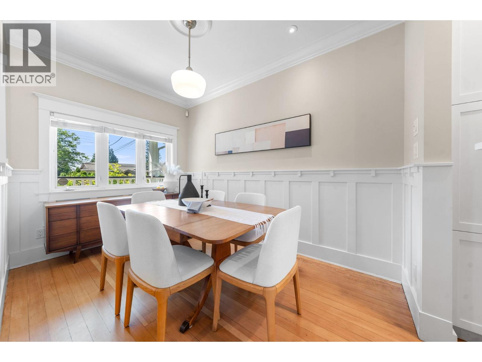 396 E KEITH ROAD, North Vancouver
