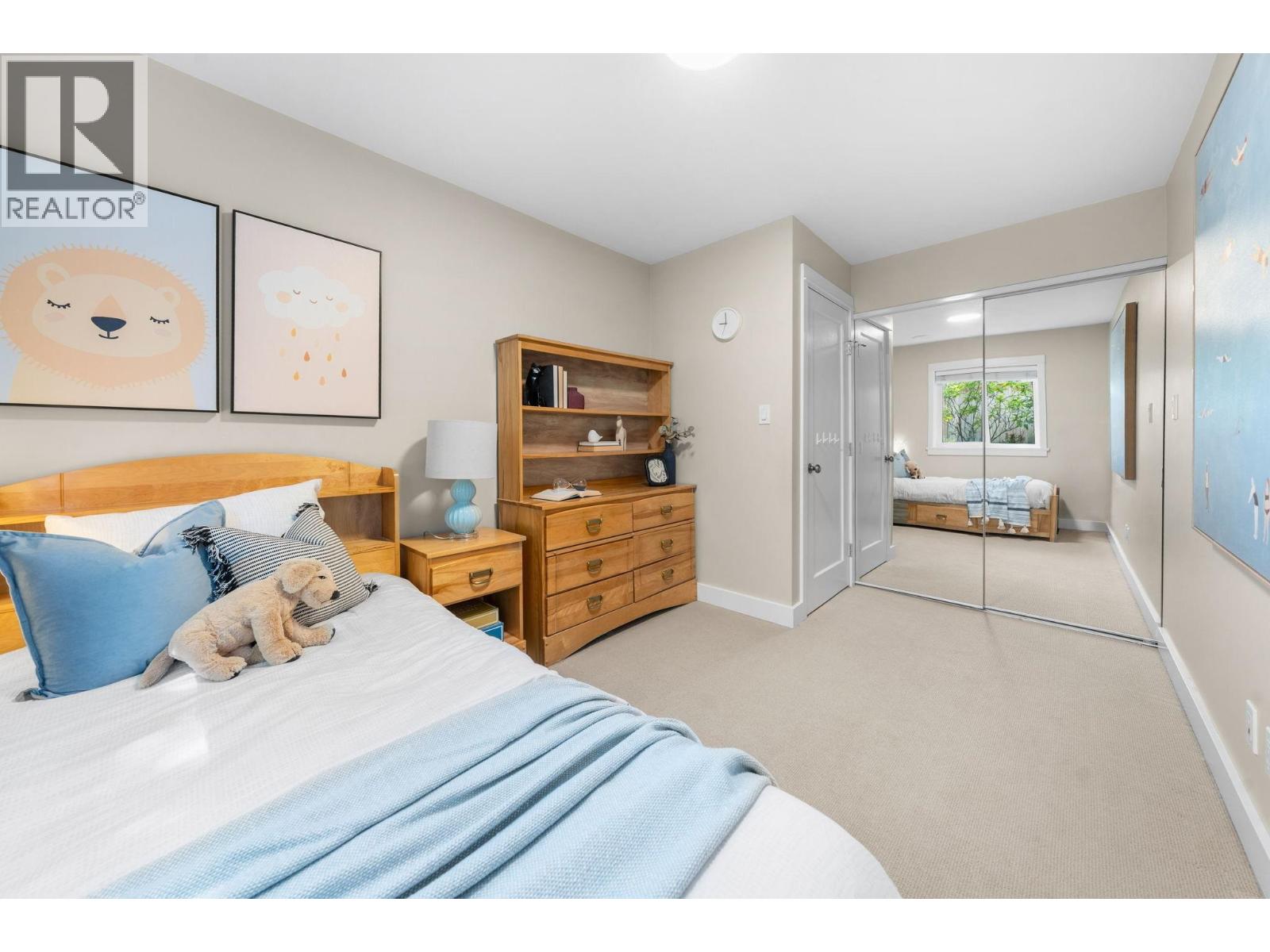 396 E KEITH ROAD, North Vancouver
