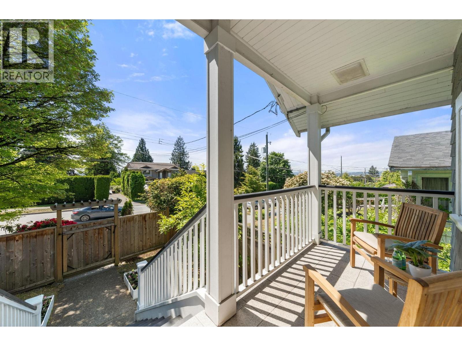 396 E KEITH ROAD, North Vancouver
