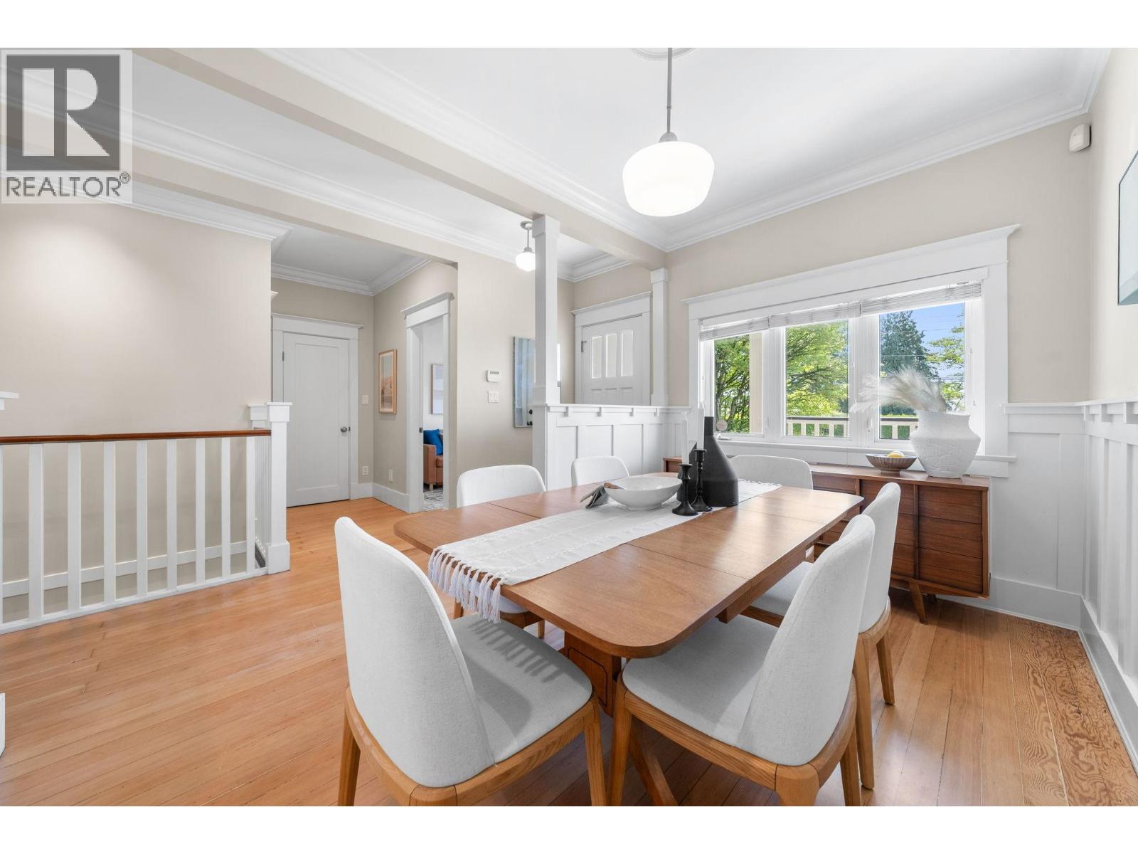 396 E KEITH ROAD, North Vancouver
