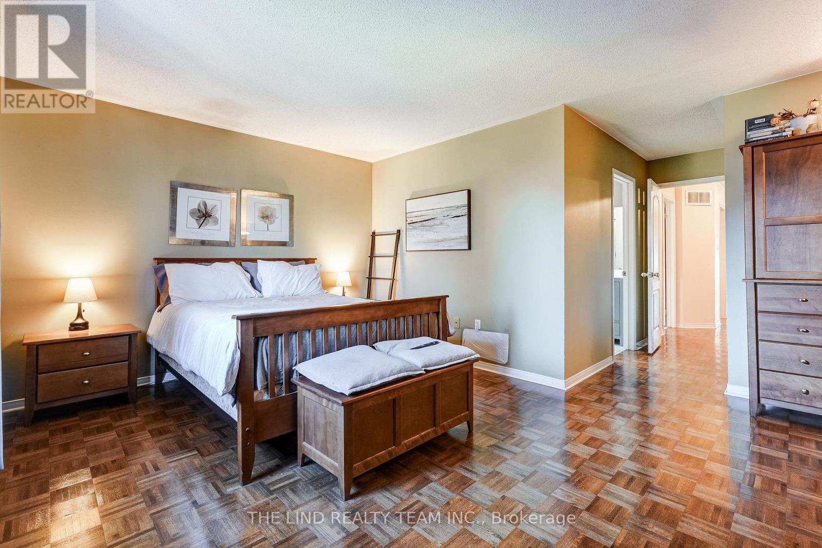 29 TUSCANA BOULEVARD - 18