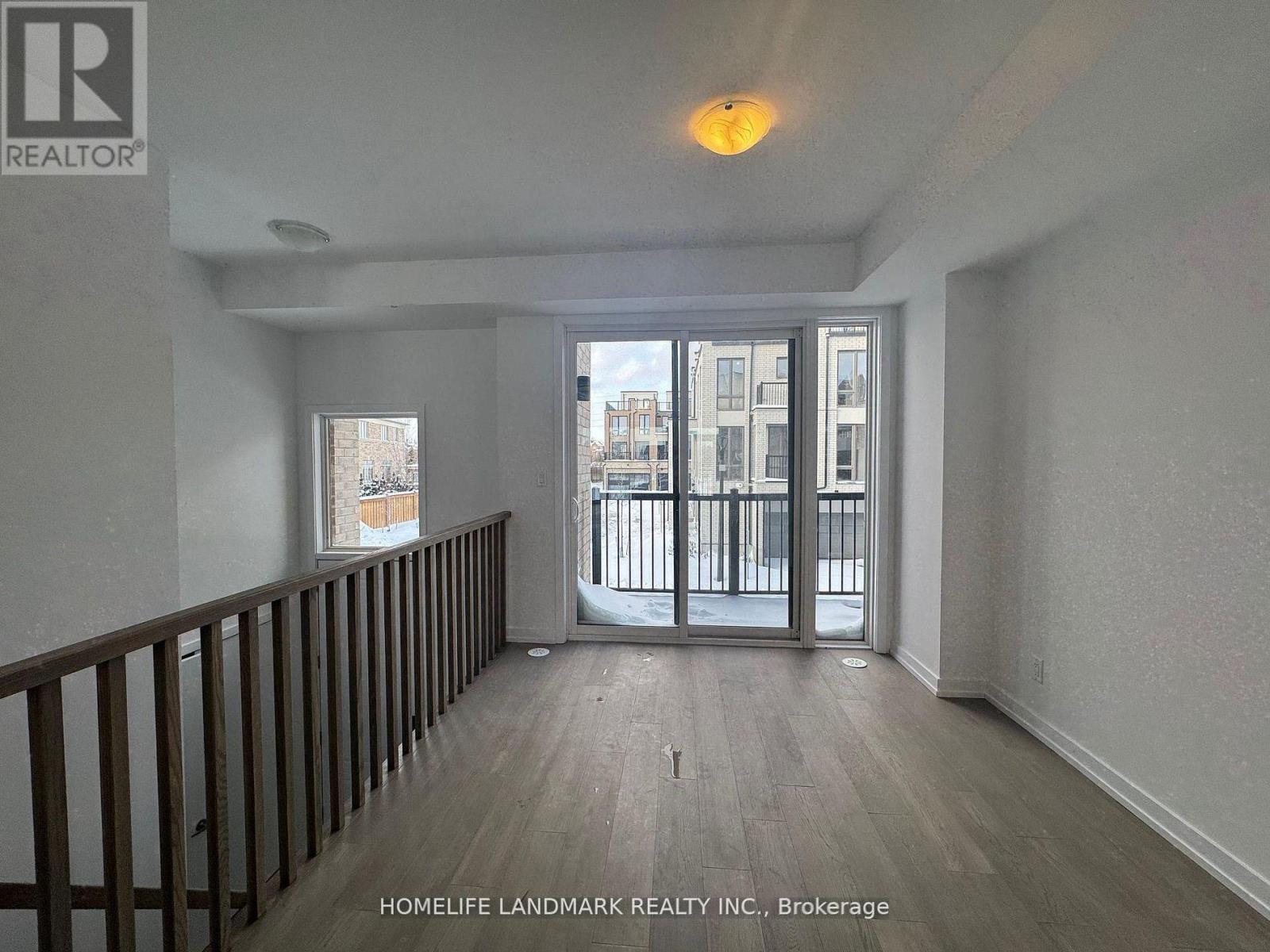27 BANCROFT LANE - 2
