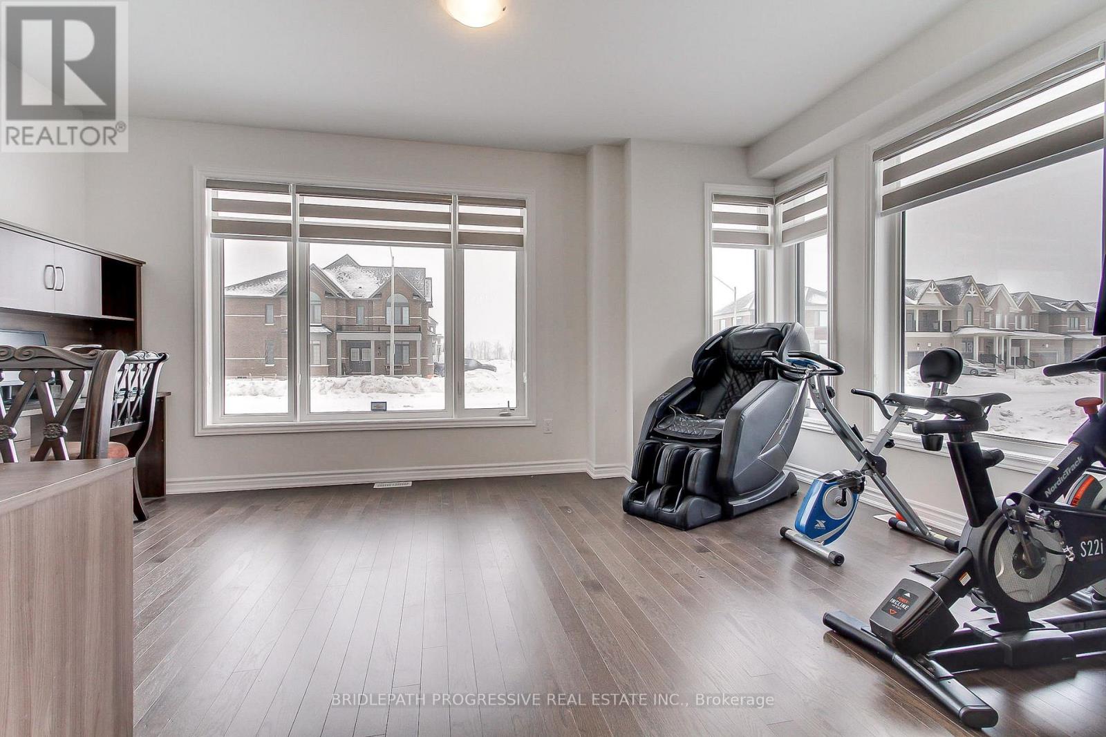 145 TERRY FOX DRIVE - 6